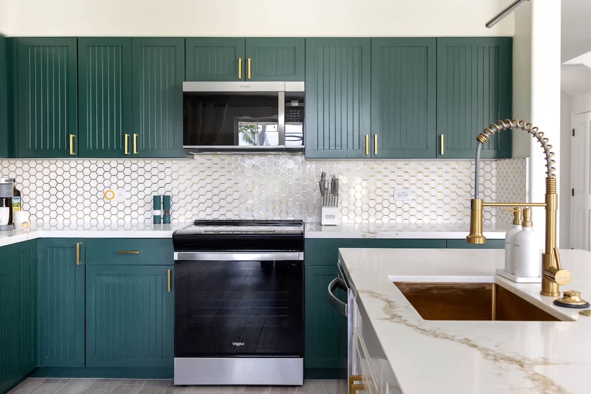 369c318e 33ac 46 eDuix.jpg