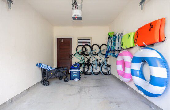 7adff458 3b79 48 Hi0dg.jpg