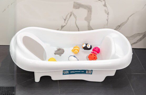 8e259f49 54ca 42 Q3ipq.jpg