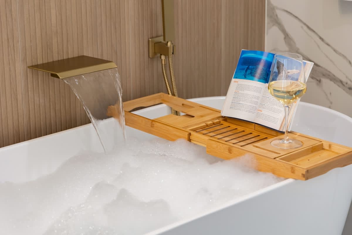 f19e1c96 8fa0 4a 2p9jE.jpg