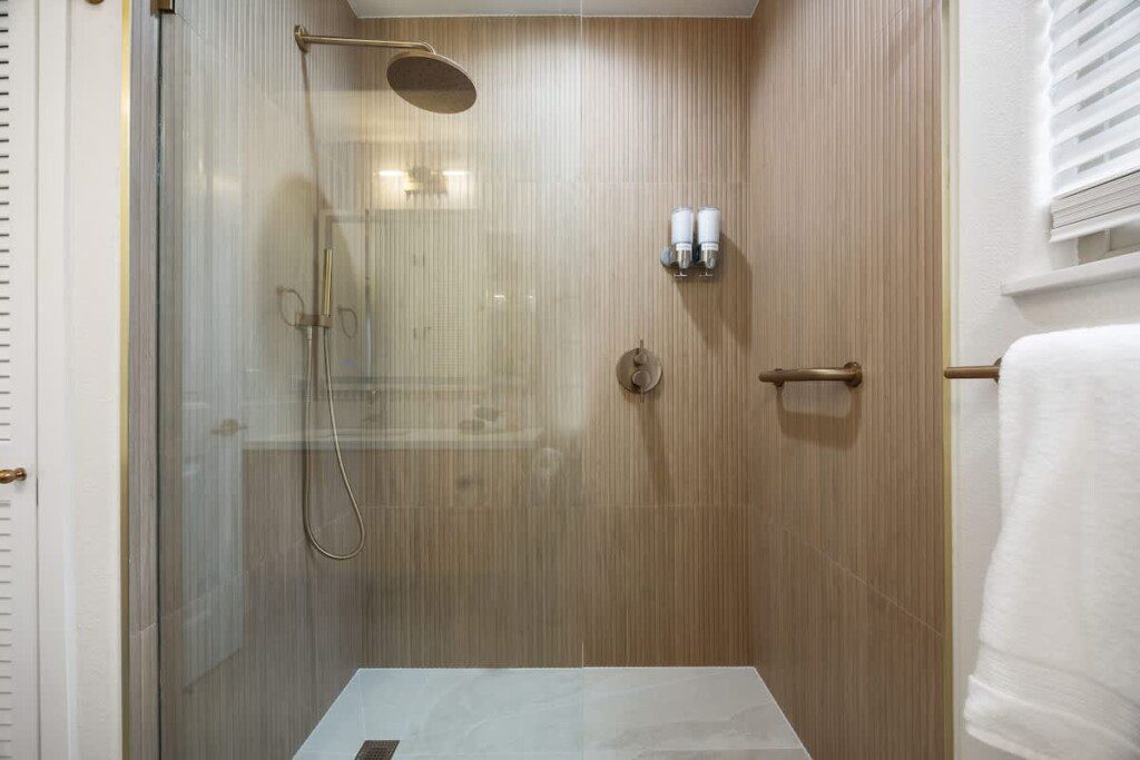 b4246520 facd 43 xXnVJ.jpg