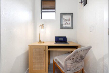 ccccb1b2 338b 4f pPylr.jpg