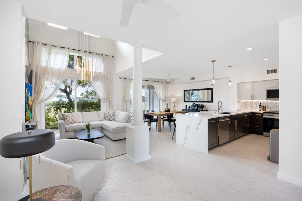 ec0349fa 8fbe 46 HE9z7.jpg